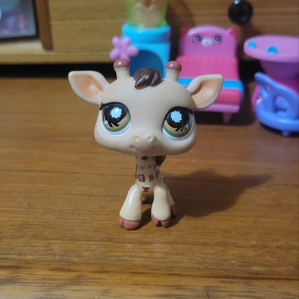 LPS Giraffe 902